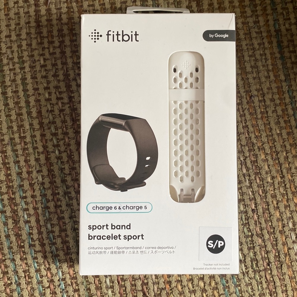 Fitbit charge 5 or 6 small sports band - WHITE Band only